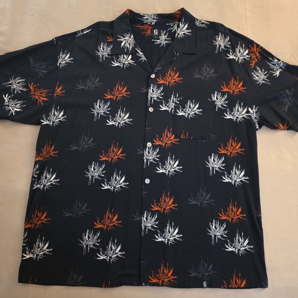 90s Era Guess Jeans Navy and Orange Patterned Button Down Shirt